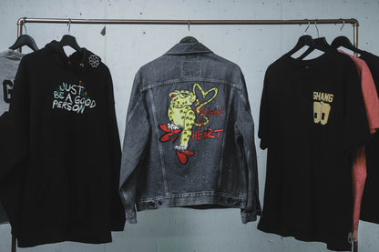 CUSTOM EMBRODERED LEVI JACK