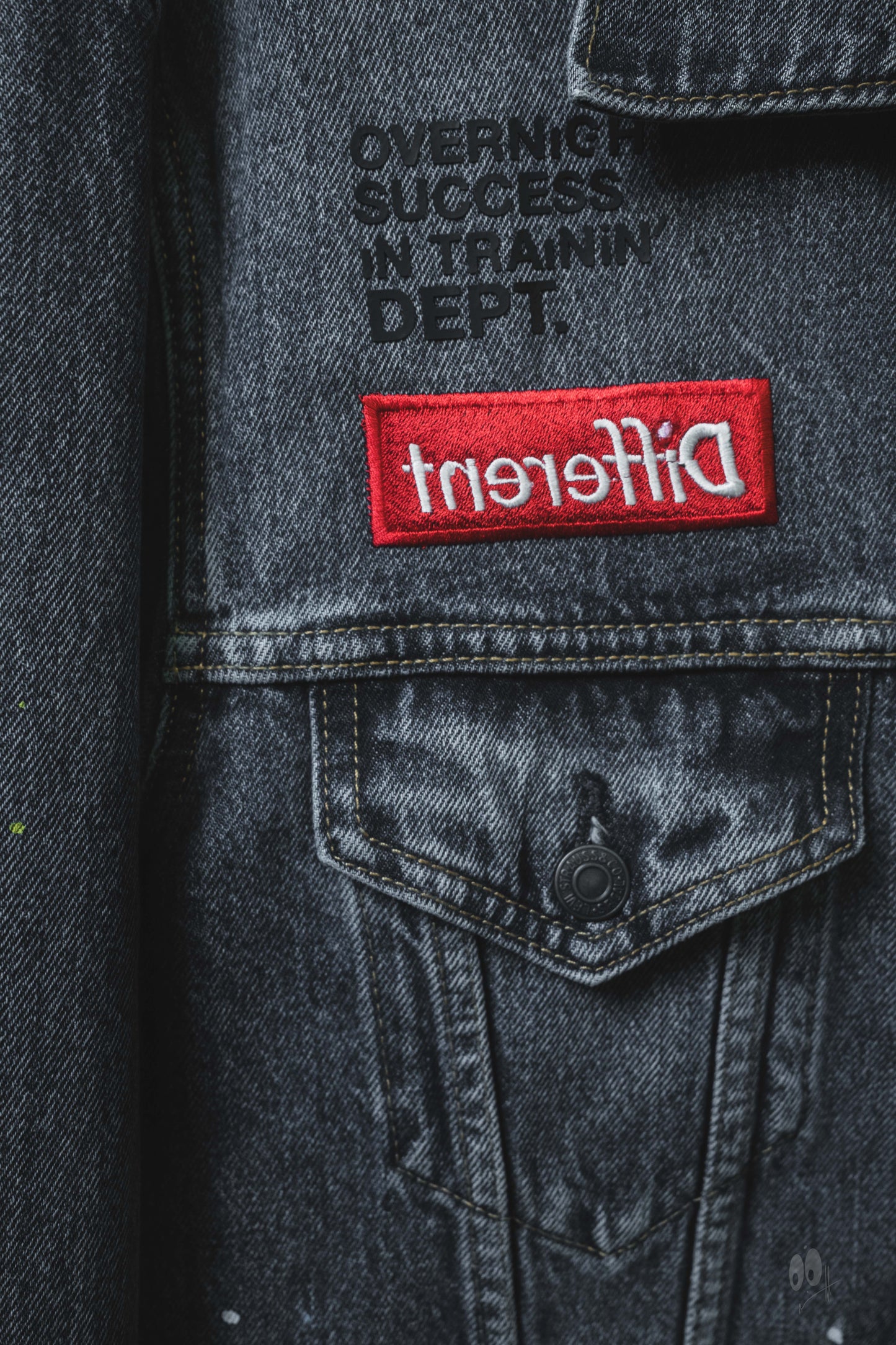 CUSTOM EMBRODERED LEVI JACK
